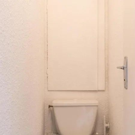 Apartment Renove Au Centre De Montgenevre, Balcon, Parking, Ideal 2 Pers, Proche Pistes - Fr-1-330d-84