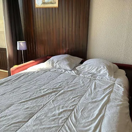 Apartment Renove Au Centre De Montgenevre, Balcon, Parking, Ideal 2 Pers, Proche Pistes - Fr-1-330d-84